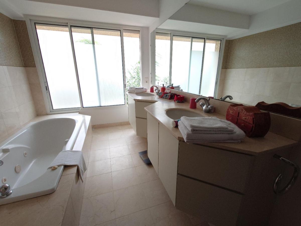 Chambres D'Hotes "Toutuncinemer" Saleilles Ngoại thất bức ảnh